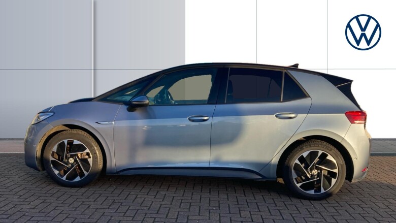 Volkswagen ID.3 150kW Family Pro Performance 58kWh 5dr Auto Electric Hatchback